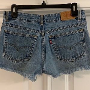 Levi’s denim shorts - SO CUTE